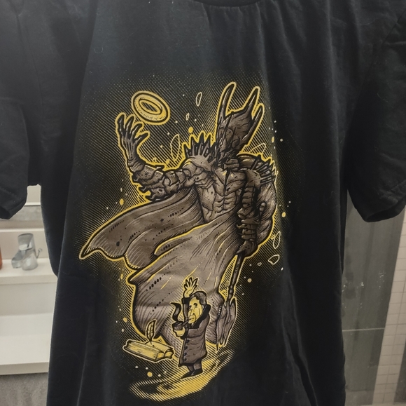 The Lord of the Rings and JRR Tolkien  T-shirt - Picture 1 of 1